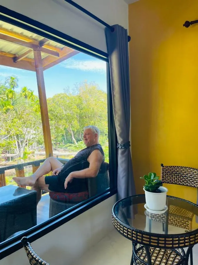 Phurin Thara Resort Koh Lanta Thailand
